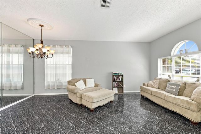 514 GREG STREET, Valrico, FL 33594