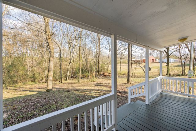 6450 Three Way Rd, Decaturville, TN 38329