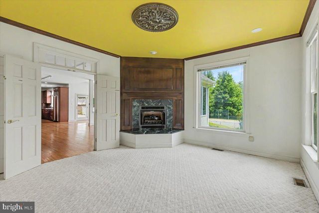 1558 RIVER RD, New Hope, PA 18938