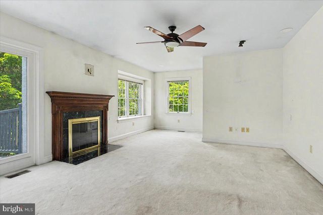 1558 RIVER RD, New Hope, PA 18938
