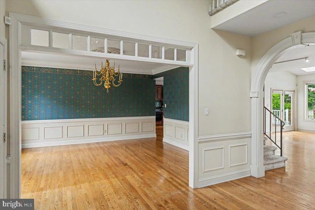 1558 RIVER RD, New Hope, PA 18938