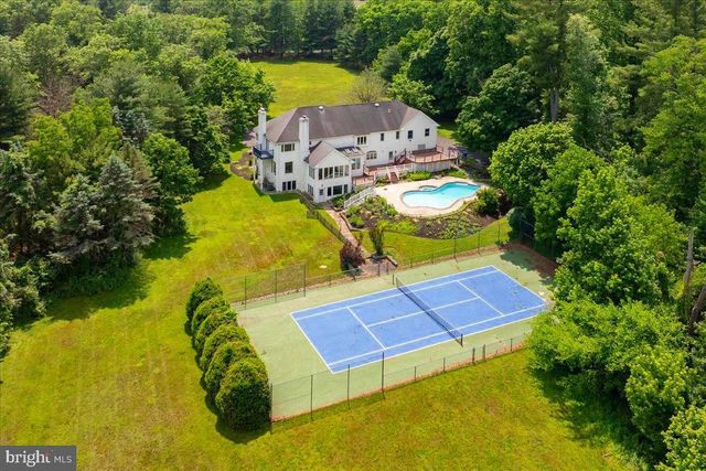 1558 RIVER RD, New Hope, PA 18938