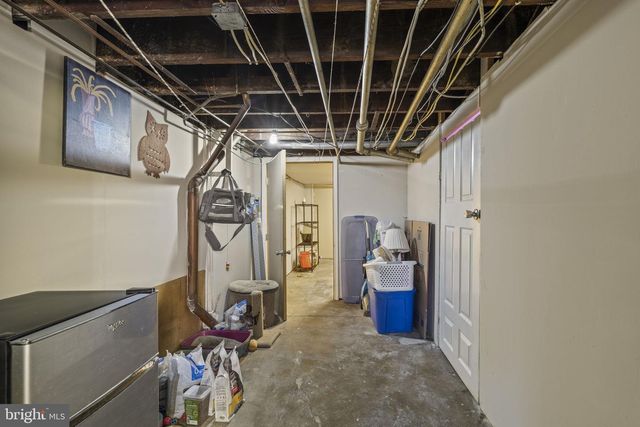 231 WOLFENDEN AVE, Collingdale, PA 19023