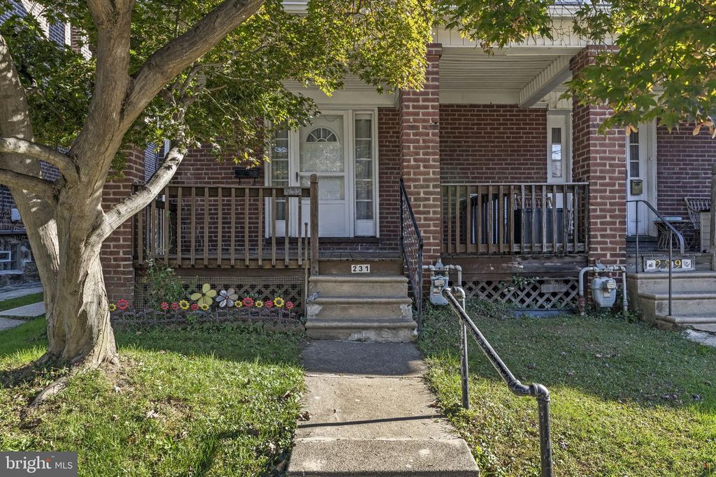 231 WOLFENDEN AVE, Collingdale, PA 19023