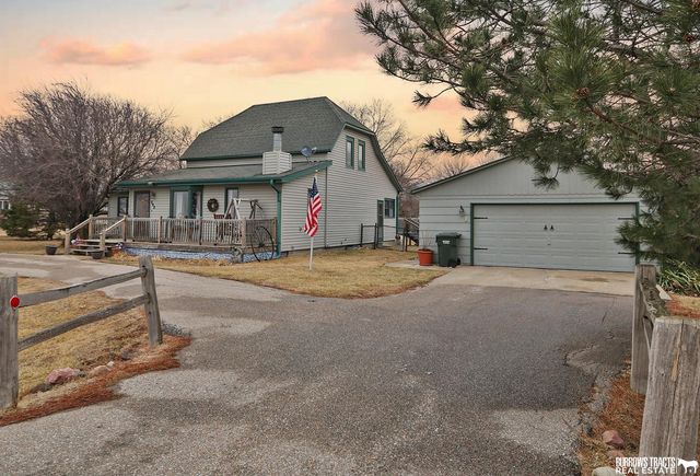 268 S 4th Street, Dwight, NE 68635