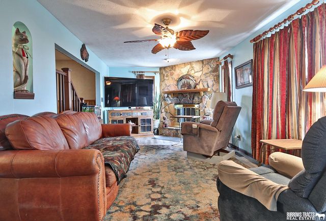 268 S 4th Street, Dwight, NE 68635