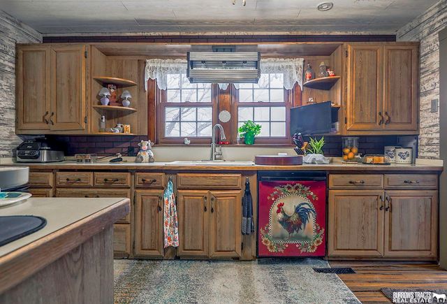 268 S 4th Street, Dwight, NE 68635