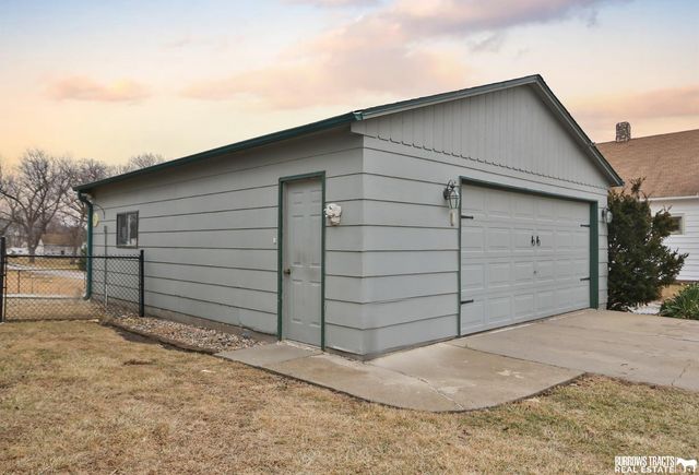 268 S 4th Street, Dwight, NE 68635