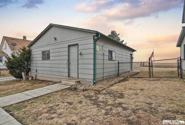 268 S 4th Street, Dwight, NE 68635