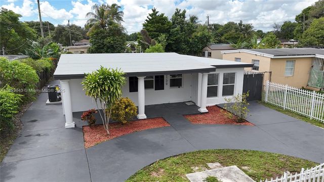 3130 NW 95th Ter, Miami, FL 33147