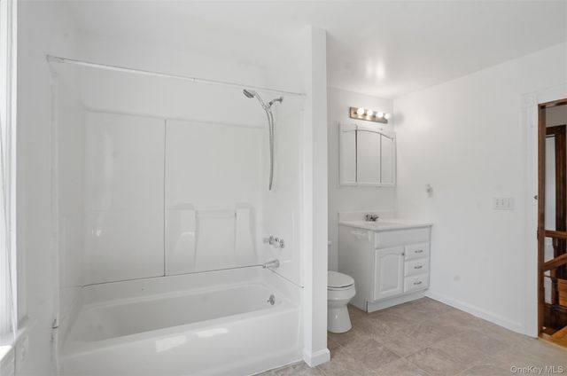 708 Burlingham Road, Pine Bush, NY 12566