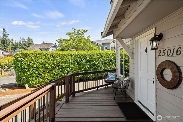 25016 222nd Court SE, Maple Valley, WA 98038