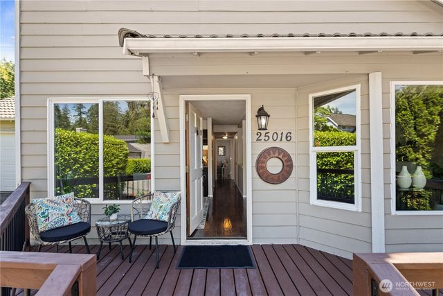 25016 222nd Court SE, Maple Valley, WA 98038