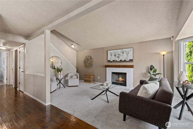 25016 222nd Court SE, Maple Valley, WA 98038