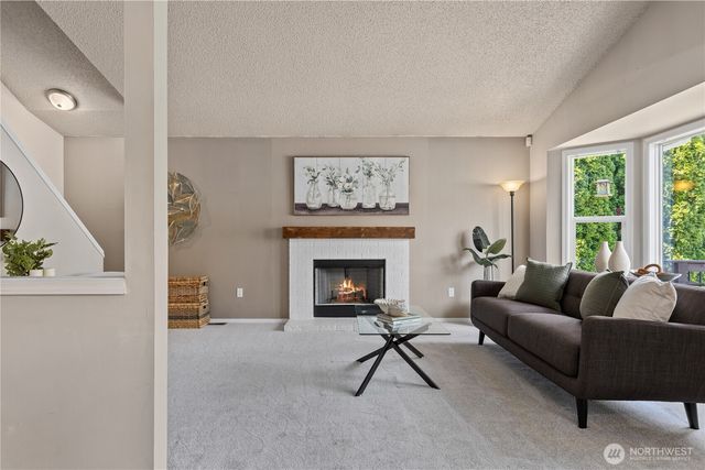 25016 222nd Court SE, Maple Valley, WA 98038