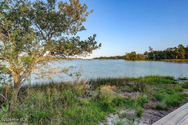 Lot 42 Crown Pointe Drive, Hampstead, NC 28443