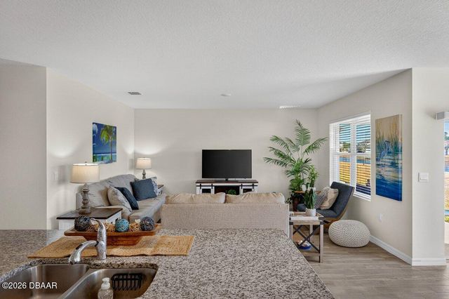 1346 Middle Lake Drive, Ormond Beach, FL 32174