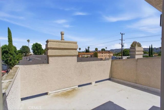 14727 Magnolia 110, Sherman Oaks, CA 91403