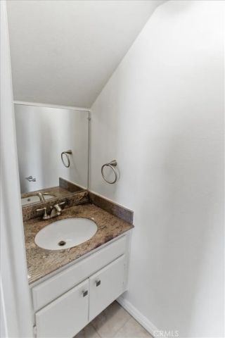 14727 Magnolia 110, Sherman Oaks, CA 91403