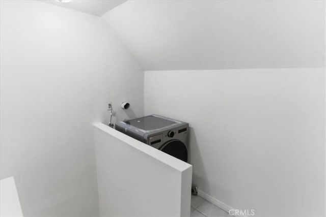 14727 Magnolia 110, Sherman Oaks, CA 91403