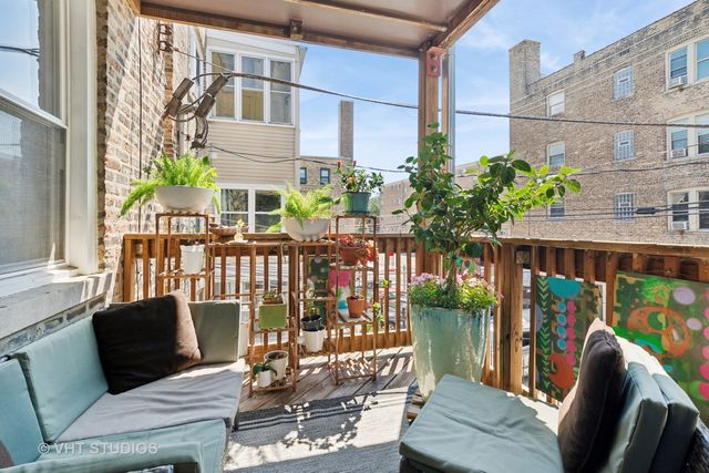 7446 N HOYNE Avenue 2, Chicago, IL 60645