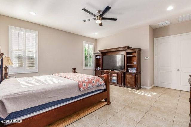 193 E Crescent Place, Chandler, AZ 85249