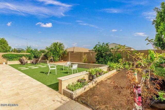193 E Crescent Place, Chandler, AZ 85249