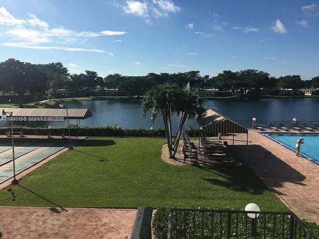 200 Berkley Road 123, Hollywood, FL 33024