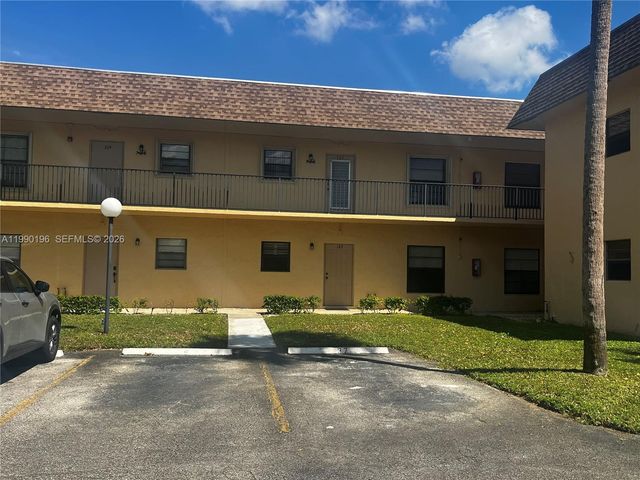 200 Berkley Road 123, Hollywood, FL 33024