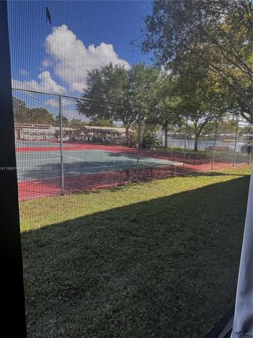 200 Berkley Road 123, Hollywood, FL 33024