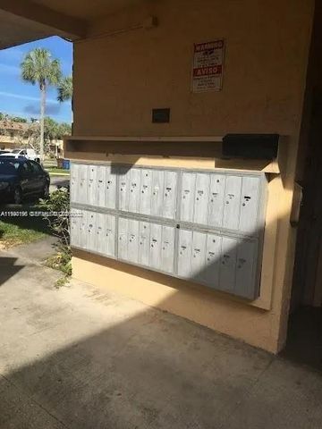 200 Berkley Road 123, Hollywood, FL 33024