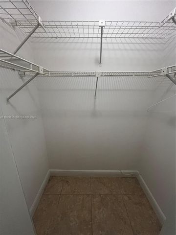 200 Berkley Road 123, Hollywood, FL 33024