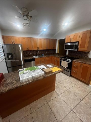 200 Berkley Road 123, Hollywood, FL 33024