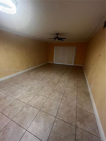 200 Berkley Road 123, Hollywood, FL 33024