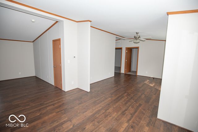 987 E Summit Street, North Vernon, IN 47265