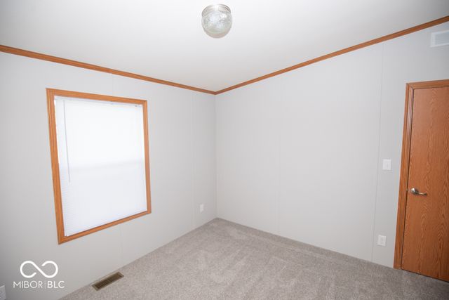 987 E Summit Street, North Vernon, IN 47265