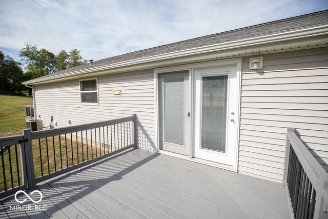 987 E Summit Street, North Vernon, IN 47265