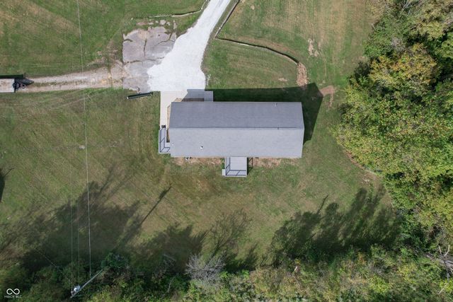 987 E Summit Street, North Vernon, IN 47265