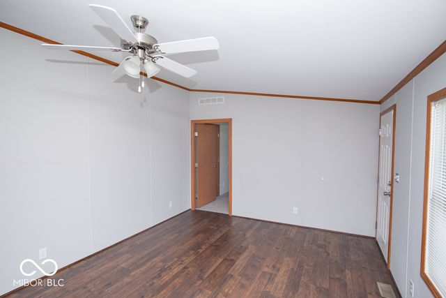 987 E Summit Street, North Vernon, IN 47265