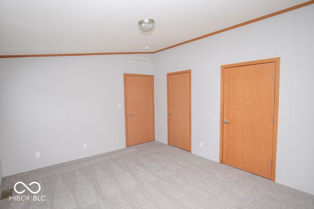 987 E Summit Street, North Vernon, IN 47265