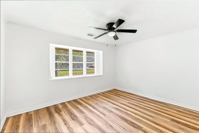 2706 Burke Road, Pasadena, TX 77502