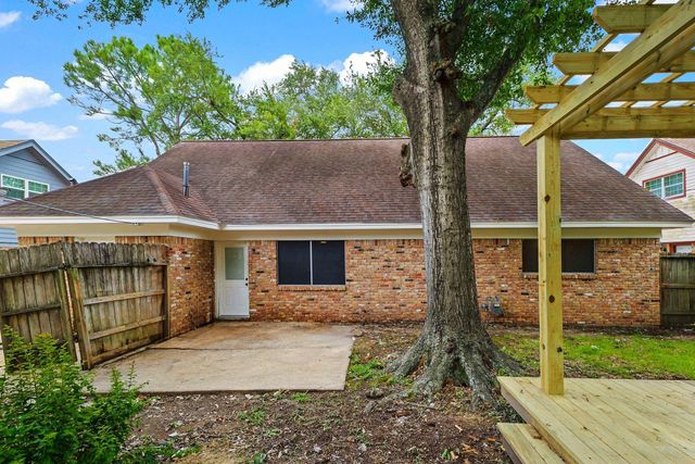 2706 Burke Road, Pasadena, TX 77502