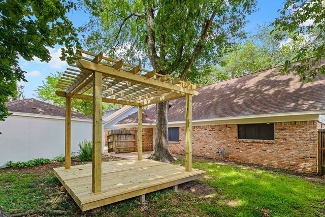 2706 Burke Road, Pasadena, TX 77502