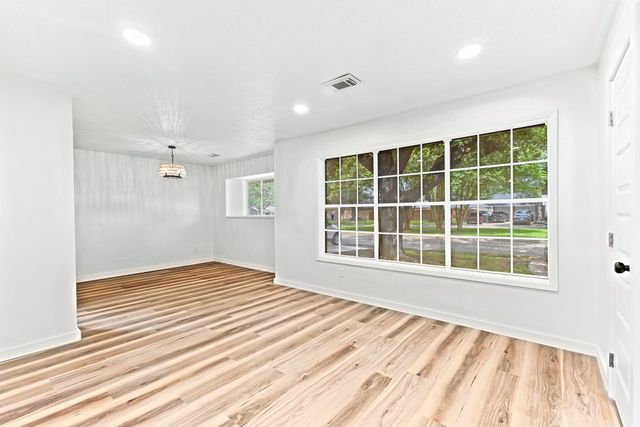 2706 Burke Road, Pasadena, TX 77502