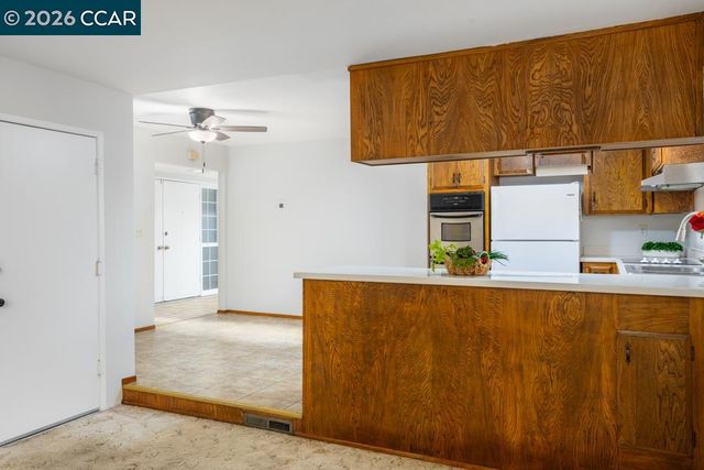 1140 Rachele Rd, Walnut Creek, CA 94597