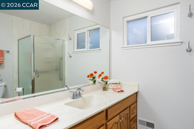 1140 Rachele Rd, Walnut Creek, CA 94597