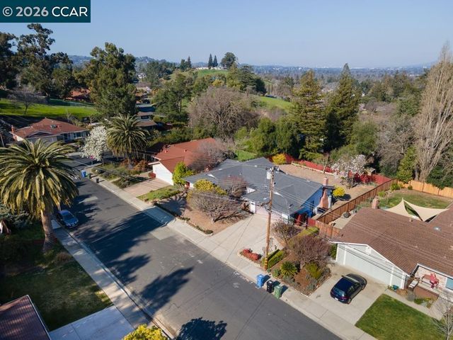 1140 Rachele Rd, Walnut Creek, CA 94597