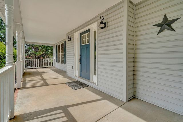 175 Wellington LN, Daleville, VA 24083