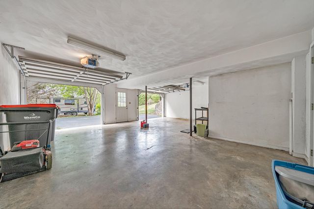 175 Wellington LN, Daleville, VA 24083
