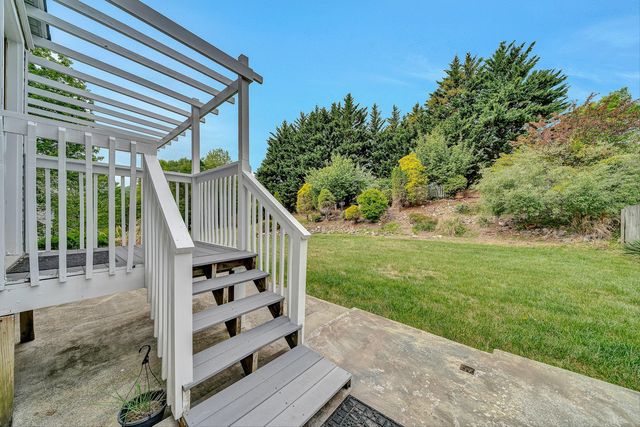 175 Wellington LN, Daleville, VA 24083